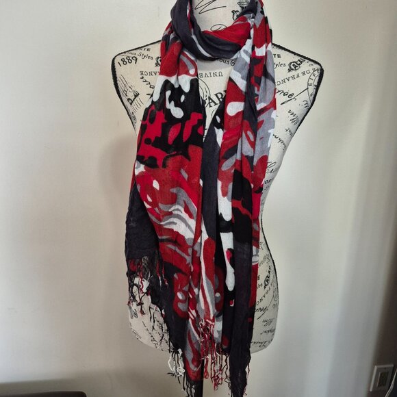 3/$25 Abstract Wrap / Scarf - Picture 8 of 11